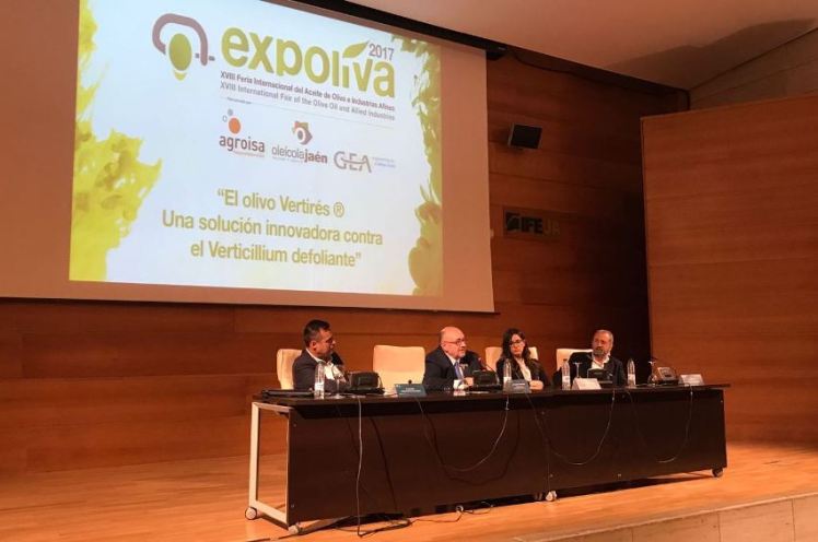 2017-04-27-PHOTO-00000899