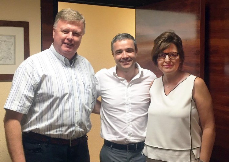 Juan-Antonio-Tello-y-su-mujer-junto-a-Dirección-Tentamus