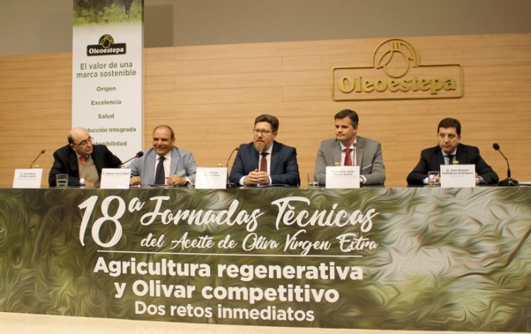 Mesa-Clausura-XVIII-Jornadas-Tecnicas-AOVE-Oleoestepa
